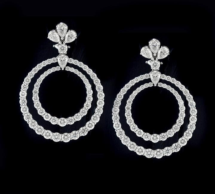 18k White Gold Graduated Round Diamond Double Circle Drop Earrings 15.16cttw