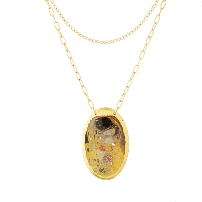 The Kiss Large Oval Pendant