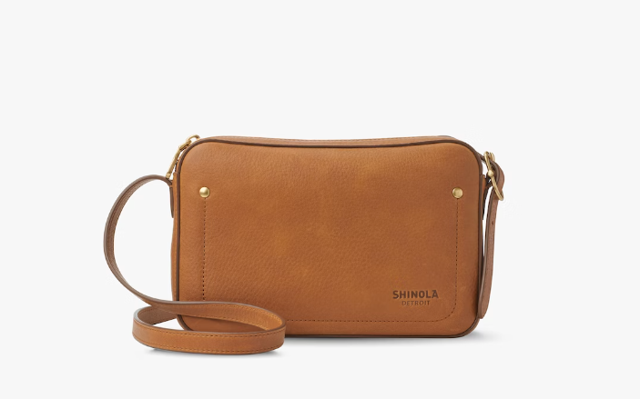 THE SLIM POCKET CROSSBODY