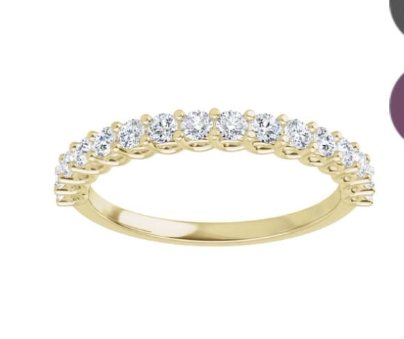 0.64TCW Diamond Ring