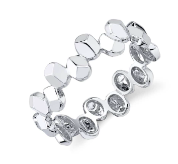 Carve Small Repeat Shape Ring