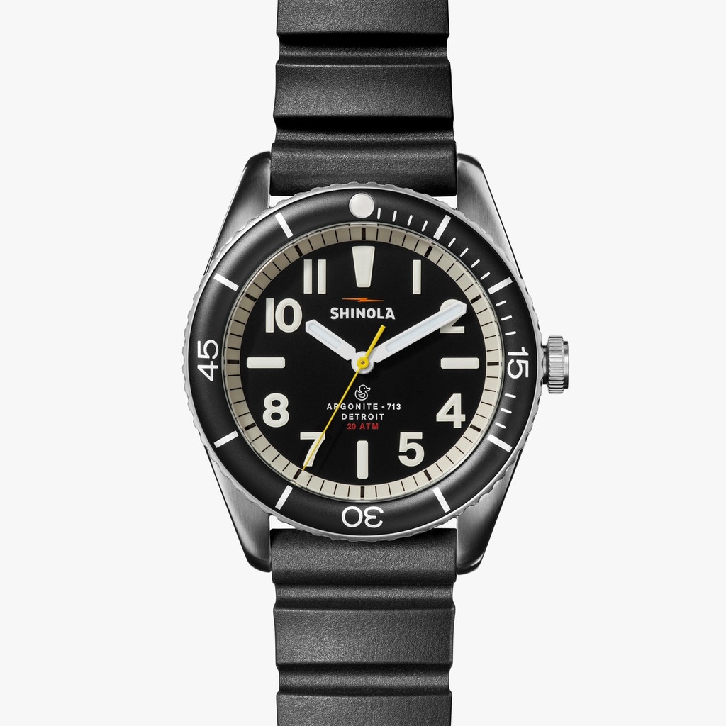 Duck 3 Hand Steel Watch On Rubber Strap