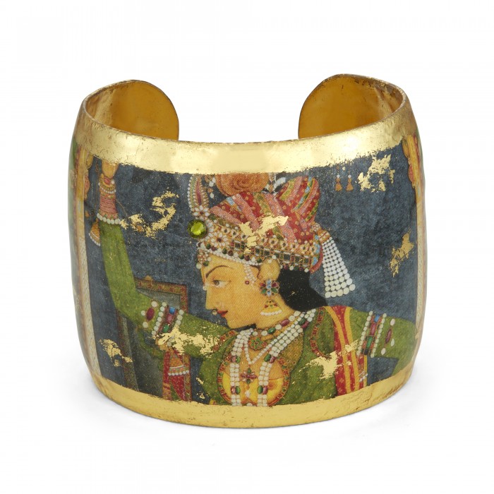 Raina Cuff