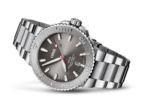 [OR.WATC.0049588] Oris Aquis Diver Date Relief Grey Dial On Bracelet