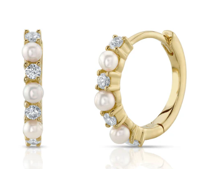 [PERR.00081076] 0.14CT DIAMOND & CULTURED PEARL HUGGIE EARRING